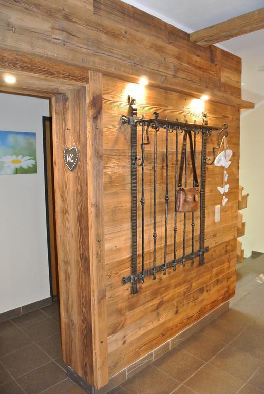 Pension Und Apartment Edelweiss Heiligenblut Buitenkant foto