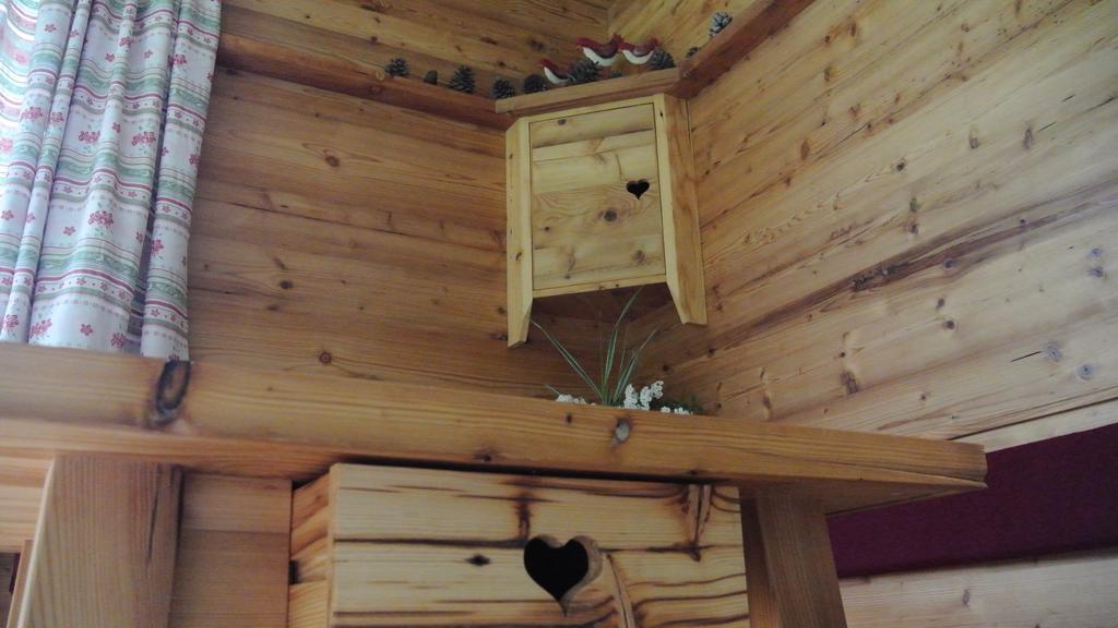 Pension Und Apartment Edelweiss Heiligenblut Buitenkant foto